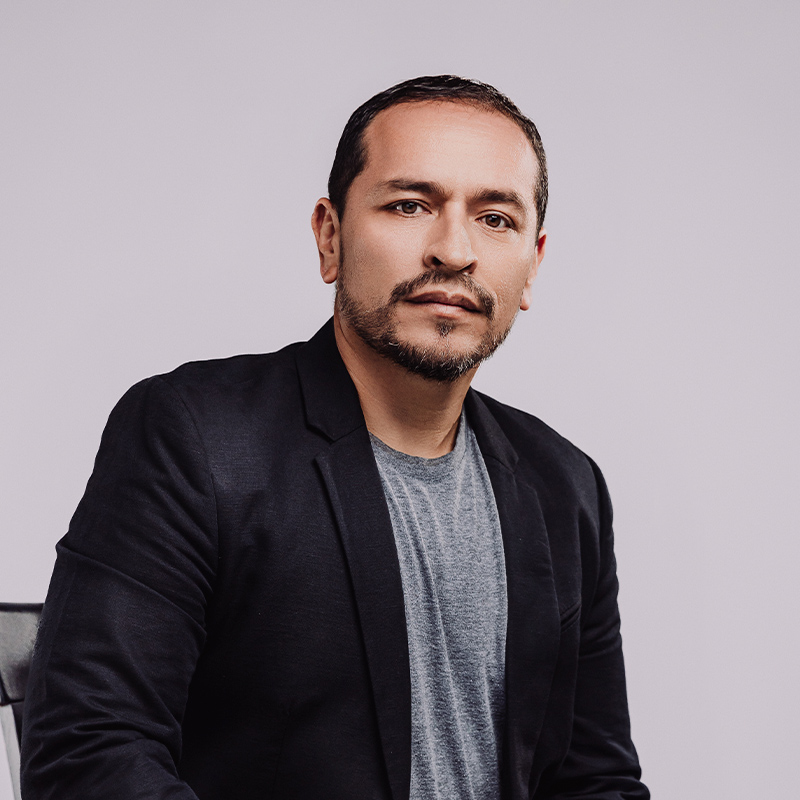 Alexander Porras - Informático, productor y voice over en Costa Rica